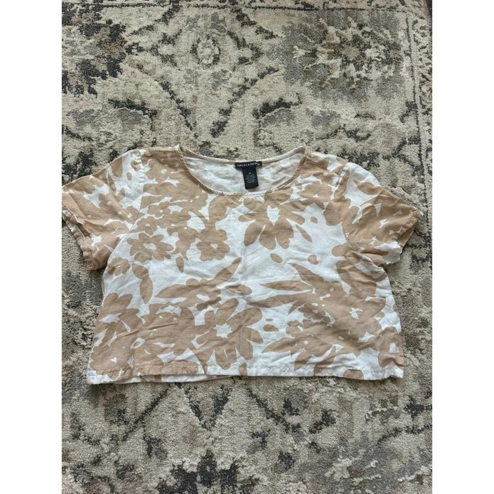 Chelsea & Theodore Cropped Linen floral top